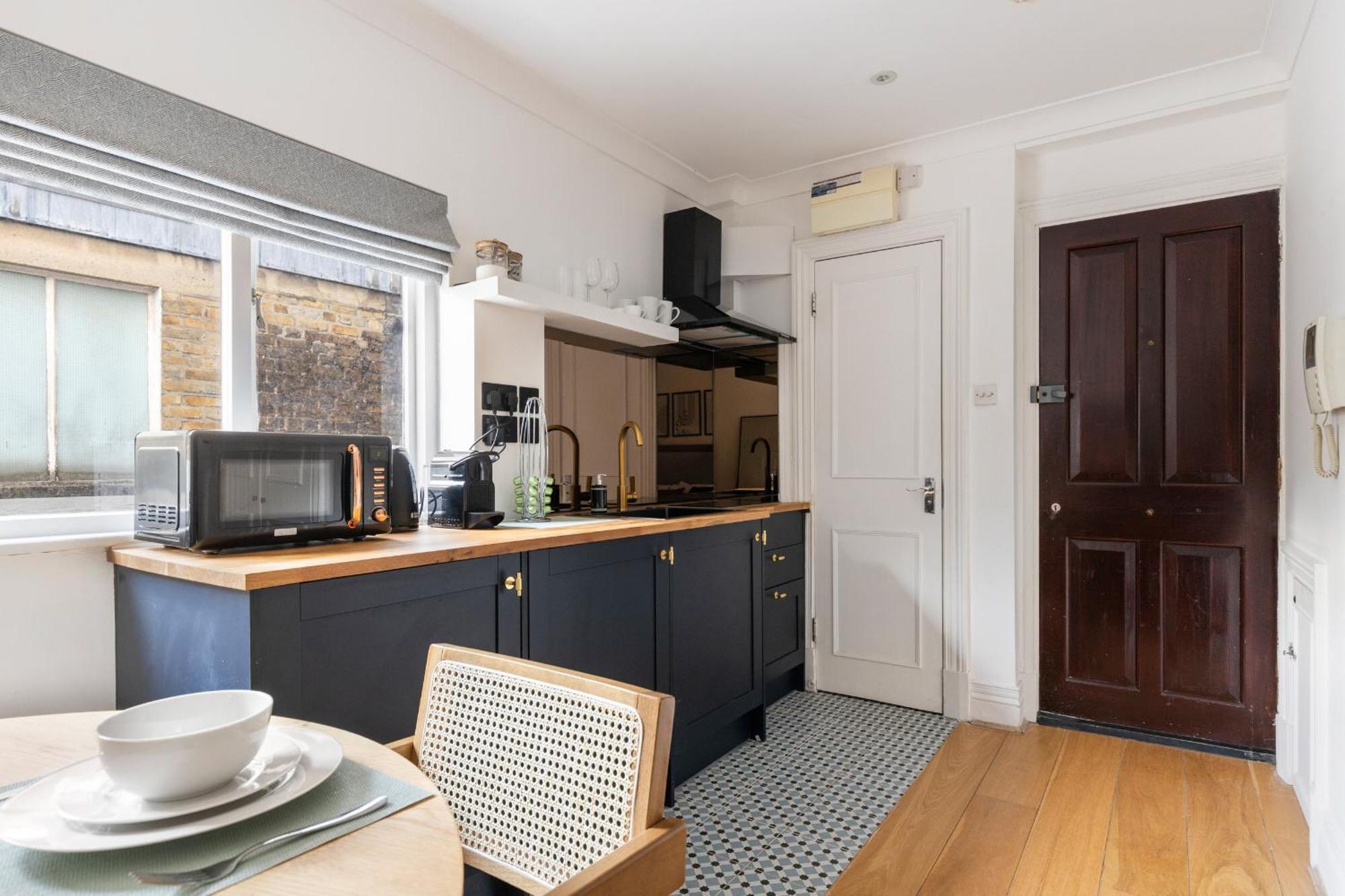 Luxurious Studio Retreat - La Reserve Knightsbridge Londen Buitenkant foto