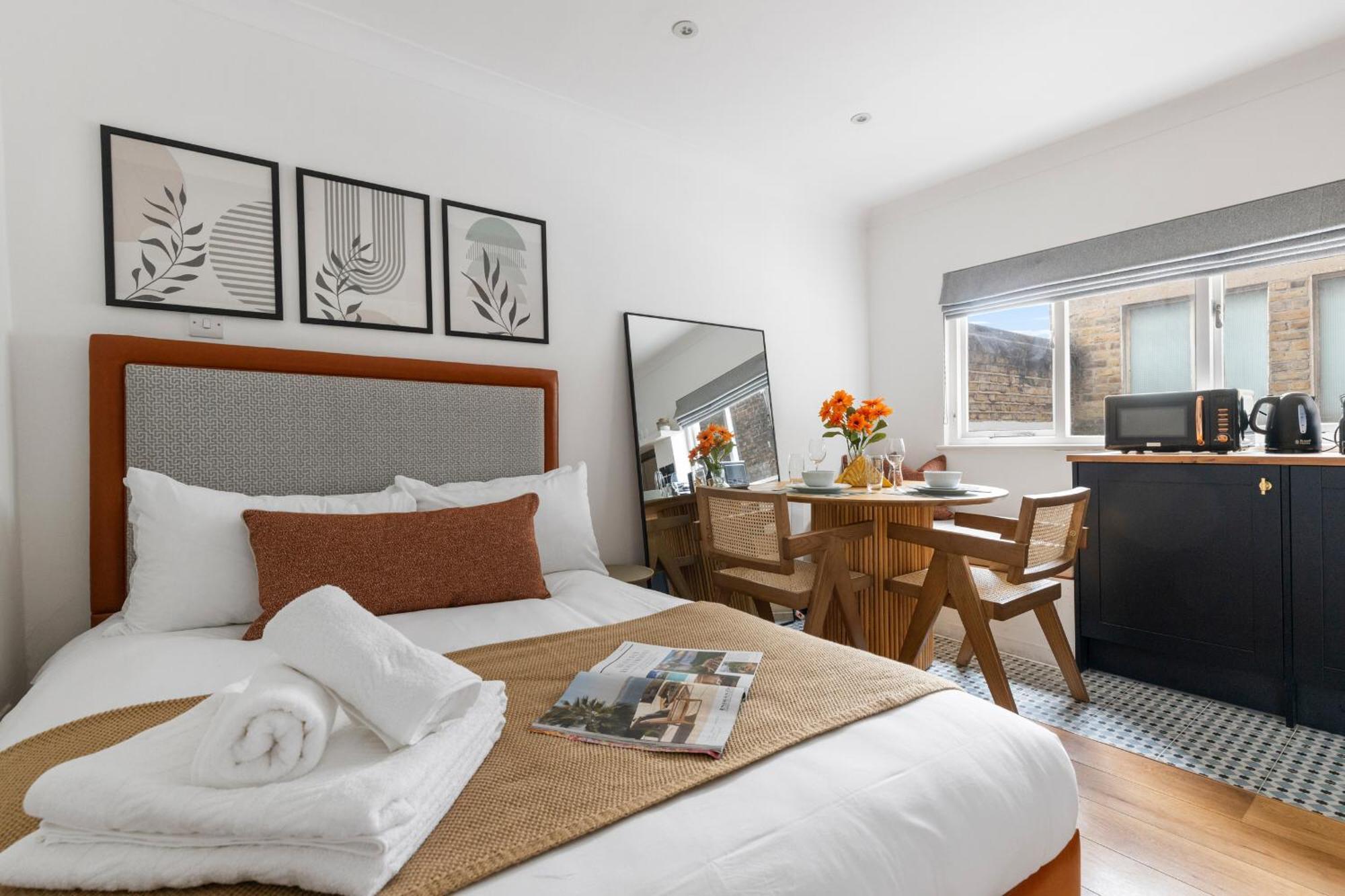 Luxurious Studio Retreat - La Reserve Knightsbridge Londen Buitenkant foto